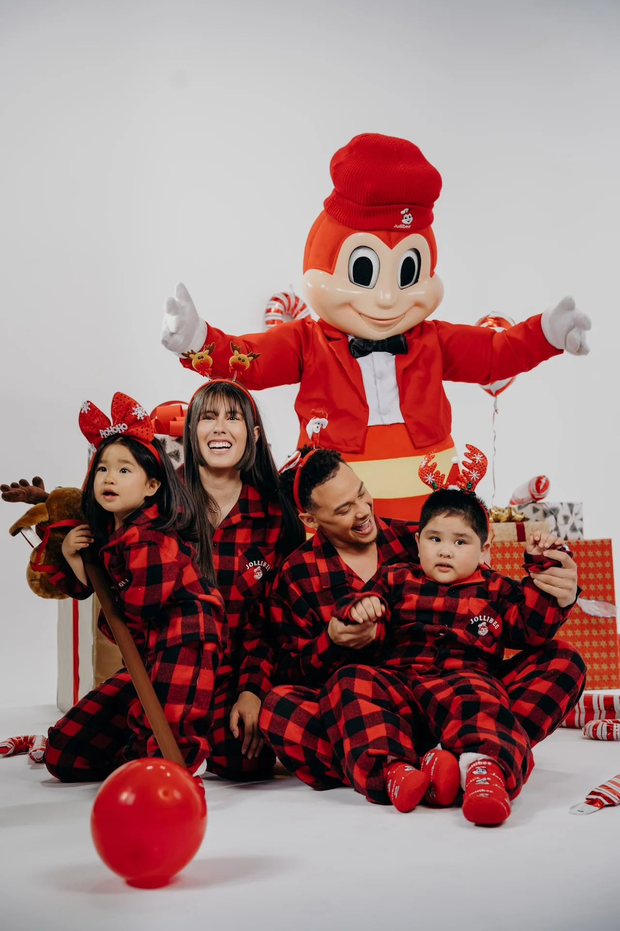 Jollibee Checkered Pajama Set (Kids) - Image 5