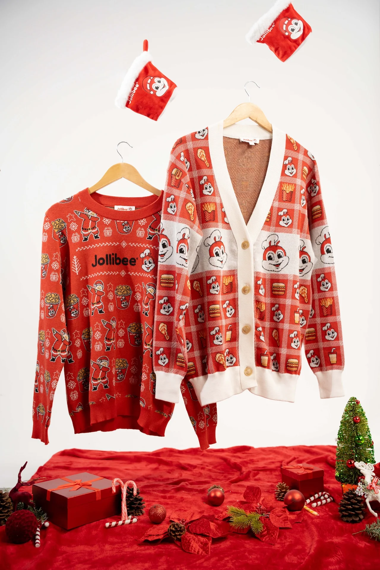 Jollibee Dabbing Santa Ugly Christmas Sweater - Image 5