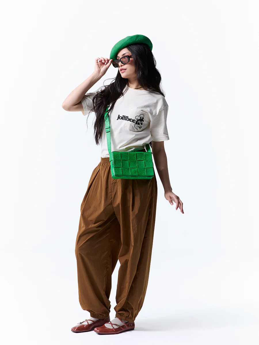 Peeking Bee Pocket T-Shirt - Image 5